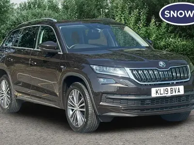 Used Skoda Kodiaq LAURIN & KLEMENT 150 HP (110 kW) 2019 Brown SUV