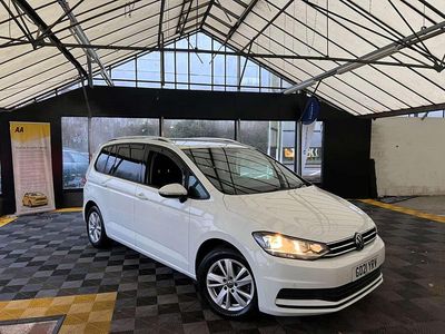Used VW Touran SE 150 HP (110 kW) 2021 White MPV