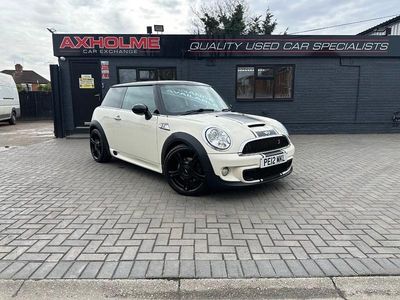 Used Mini Cooper S Hatch 184 HP (135 kW) 2012 White Hatchback