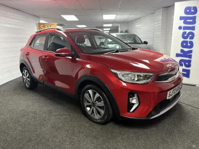 Used Kia Stonic 100 HP (73 kW) 2022 Red SUV
