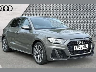 Usado Audi A1 S-Line 147 HP (108 kW) 2026 Cinzento SUV