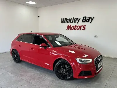 Begagnad Audi A3 S-Line 116 HK (85 kW) 2018 Röd Sedan