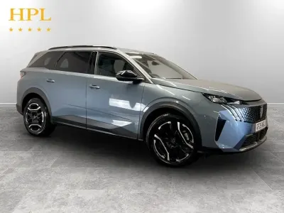 Usado Peugeot 5008 Allure 156 kW (213 HP) 2025 Azul SUV