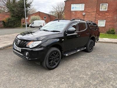 Used Mitsubishi L200 2016 Black Pickup