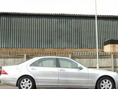 Used Mercedes S320 221 HP (162 kW) 2000 Sedan