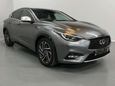 Infiniti Q30