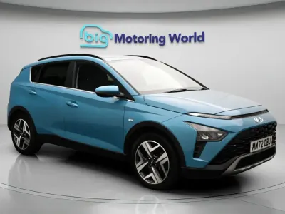 Używany Hyundai Bayon Premium 99 KM (72 kW) 2023 Turkusowy SUV