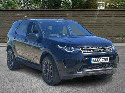 Używany Land Rover Discovery Sport Landmark 180 KM (132 kW) 2018 Czarny SUV