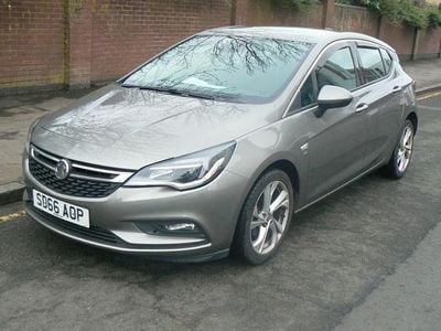 Used Vauxhall Astra SRi 110 HP (80 kW) 2016 Grey Hatchback