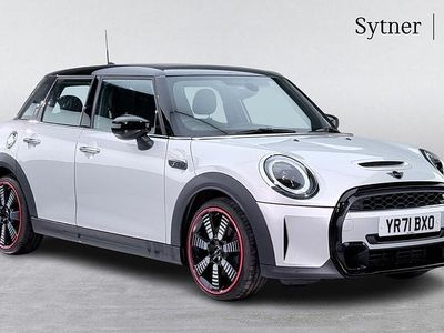 Used Mini Cooper S Exclusive 176 HP (129 kW) 2021 Silver Hatchback