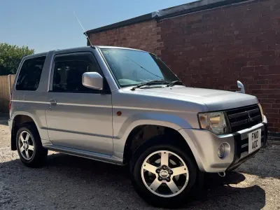 Used Mitsubishi Pajero 2010 Silver SUV