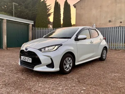 Used Toyota Yaris 2020 White Hatchback