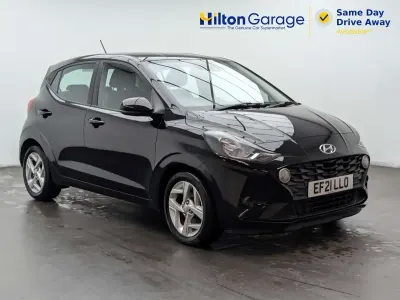 Używany Hyundai i10 SE 84 KM (61 kW) 2021 Czarny Hatchback