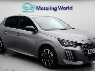 Used Peugeot 208 Allure 101 HP (74 kW) 2024 Grey Hatchback