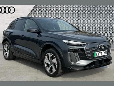 Begagnad Audi Q6 e-tron S-Line 285 kW (388 HK) 2024 Grå SUV