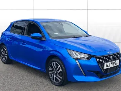 Używany Peugeot 208 Allure Premium 102 KM (75 kW) 2021 Niebieski Hatchback