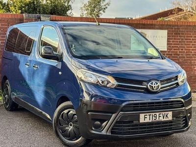 Used 2017 Toyota Proace Verso Estate | £16,499 (Fair price)