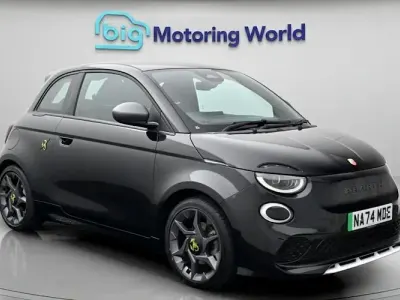Begagnad Abarth 500e 114 kW (155 HK) 2026 Halvkombi