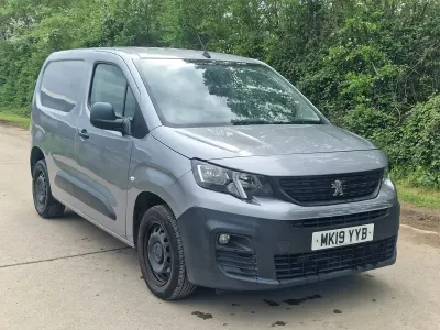 Second-hand Peugeot Partner 100 CP (73 kW) 2019 Gri Monovolum