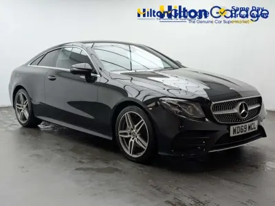 Begagnad Mercedes E220 AMG Line Premium 194 HK (142 kW) 2020 Svart Sportkupé