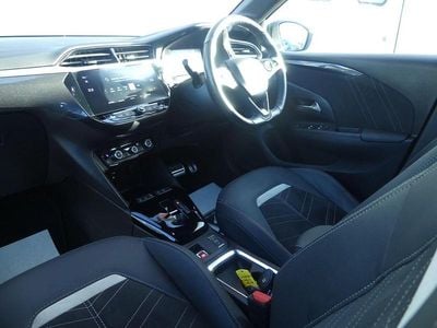 Used Vauxhall Corsa Ultimate 128 HP (94 kW) 2022 White Hatchback
