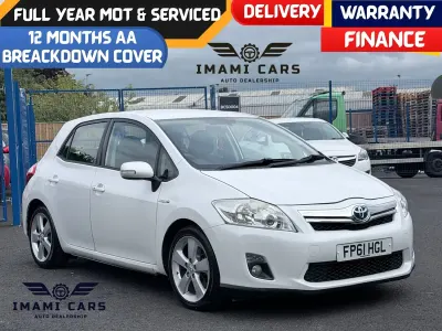 Used Toyota Auris Hybrid