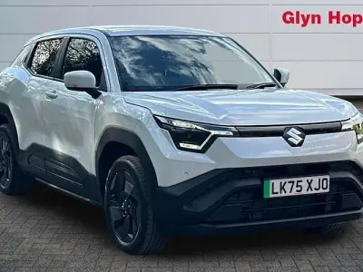 New Suzuki e-Vitara 135 kW (184 HP) 2025 White SUV
