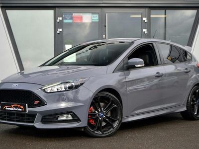 Used Ford Focus ST 250 HP (183 kW) 2016 Grey Hatchback