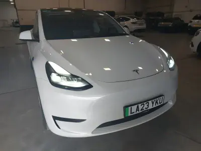 Used Tesla Model Y RWD 11 kW (15 HP) 2023 White SUV