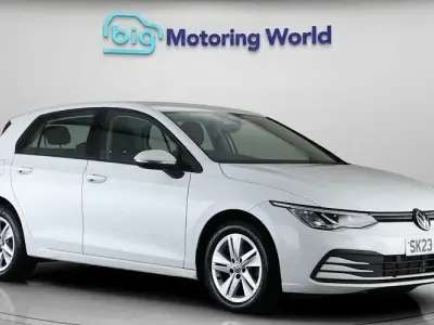 Usado VW Golf VIII S 131 HP (96 kW) 2023 Branco Citadino
