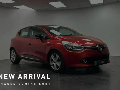 Used Renault Clio Dynamique 88 HP (64 kW) 2016 Red Hatchback