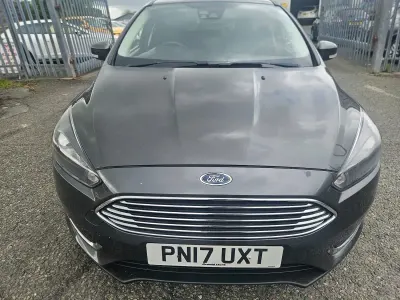 Used Ford Focus Titanium 100 HP (73 kW) 2017 Grey Hatchback
