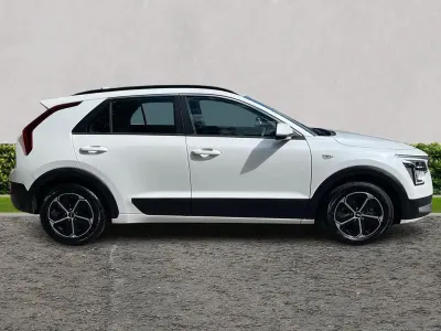 Used Kia Niro 2022 White SUV