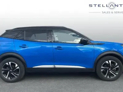 Gebraucht Peugeot e-2008 GT 98 kW (134 PS) 2022 Blau SUV
