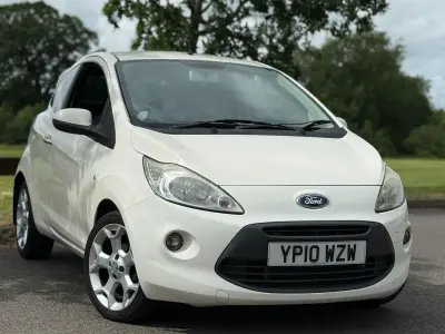Used Ford Ka Titanium 75 HP (55 kW) 2010 White Hatchback
