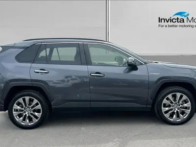 Used Toyota RAV4 218 HP (160 kW) 2021 Grey SUV