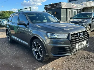 Begagnad Audi Q7 S-Line 2016 Grå SUV