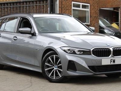 Used BMW 330e Sport Line 292 HP (214 kW) 2023