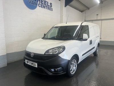 Used Fiat Doblò S 2021 White MPV