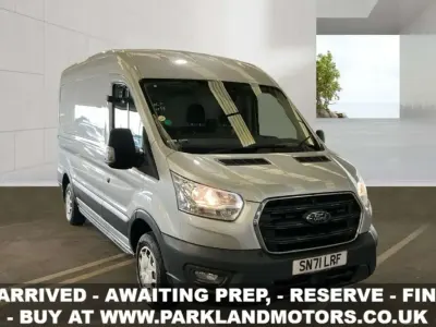 Usado Ford Transit Trend 130 CV (95 kW) 2021 Plateado Van
