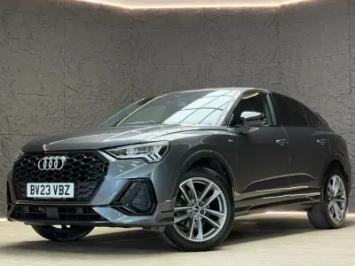Usado Audi Q3 Sportback Black Edition 150 CV (110 kW) 2023 Gris SUV