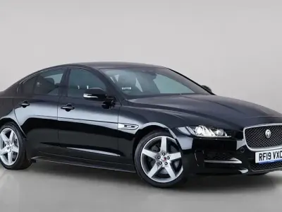 Used Jaguar XE Ingenium 200 HP (147 kW) 2019 Black Sedan