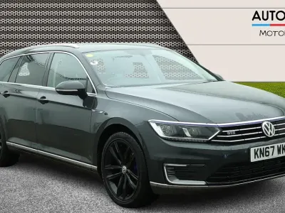 Used VW Passat GTE 218 HP (160 kW) 2017 Grey Estate