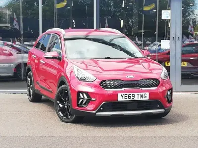 Used Kia Niro 139 HP (102 kW) 2019 Red SUV