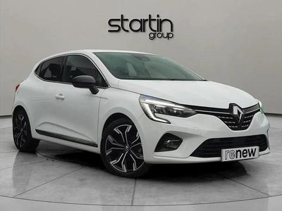 Used Renault Clio V Techno 90 HP (66 kW) 2023 White Hatchback