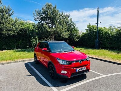 Used Ssangyong (KGM) Tivoli 113 HP (83 kW) 2016 Red SUV
