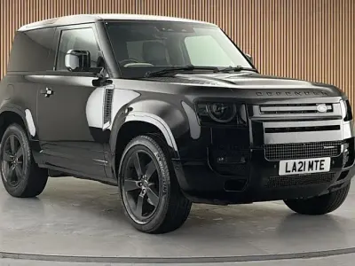 Used Land Rover Defender HSE Dynamic 249 HP (183 kW) 2025 SUV