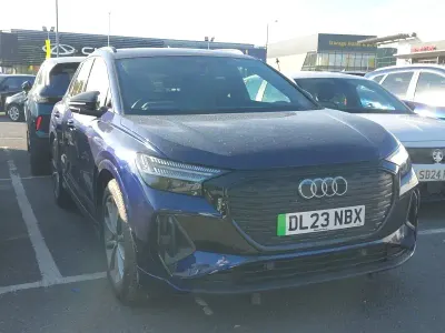 Used Audi Q4 e-tron Comfort 150 kW (204 HP) 2023 Blue SUV