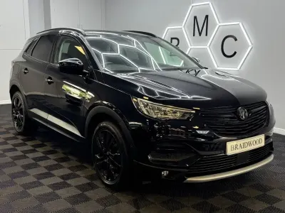 Used Vauxhall Grandland X Edition 130 HP (95 kW) 2021 Black SUV