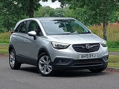 Used Vauxhall Crossland X S 110 HP (80 kW) 2019 Silver SUV